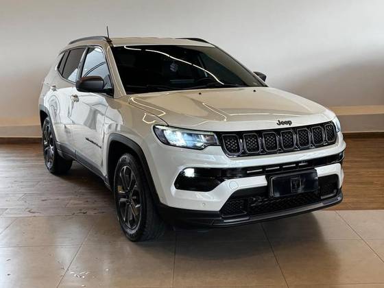 JEEP COMPASS 1.3 T270 TURBO FLEX LONGITUDE AT6